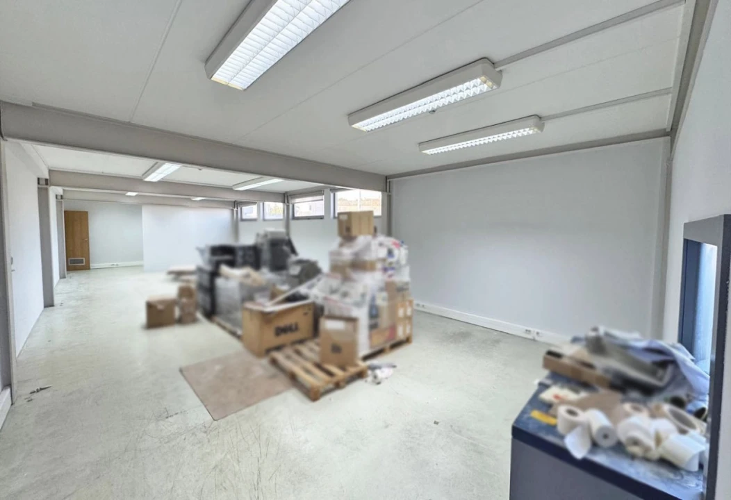 Armazém para Venda em Alfena Foto 12