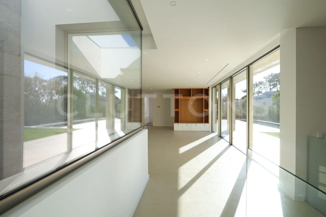 Moradia T5 para Venda em Almancil Foto 2