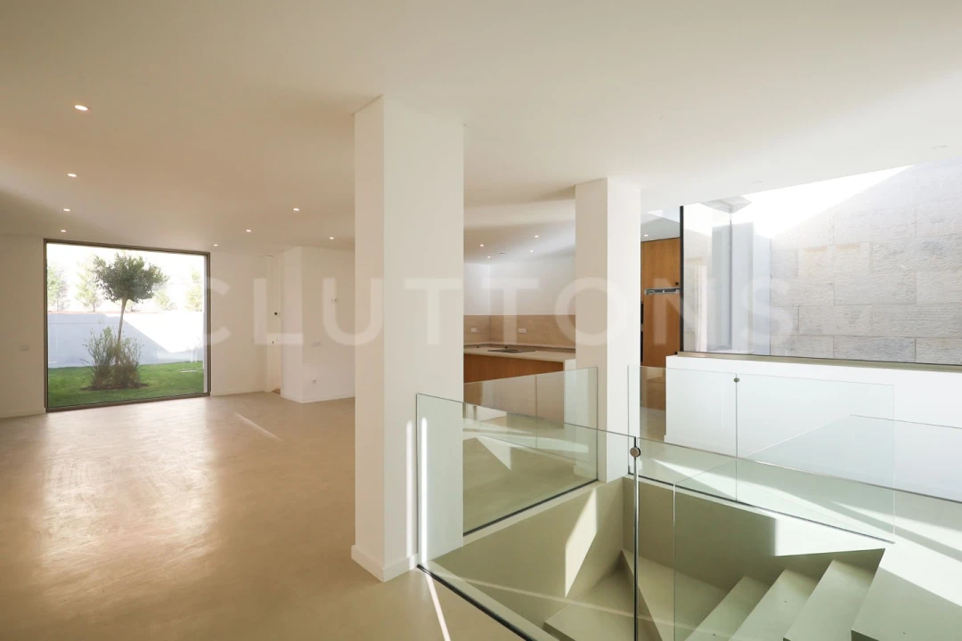 Moradia T5 para Venda em Almancil Foto 11