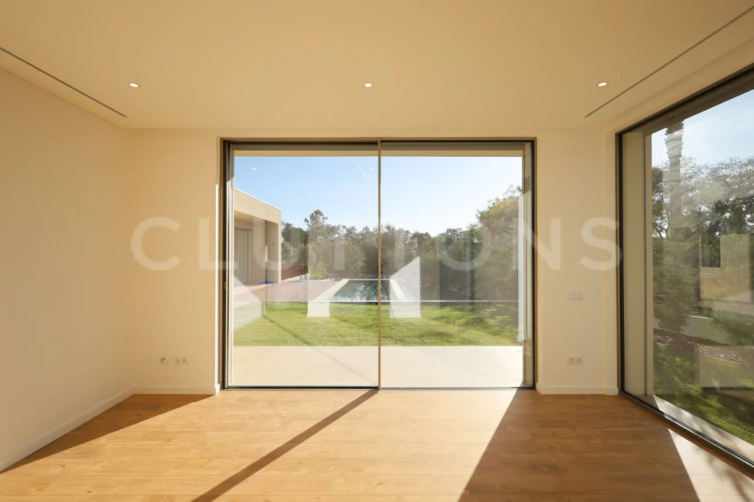 Moradia T5 para Venda em Almancil Foto 16