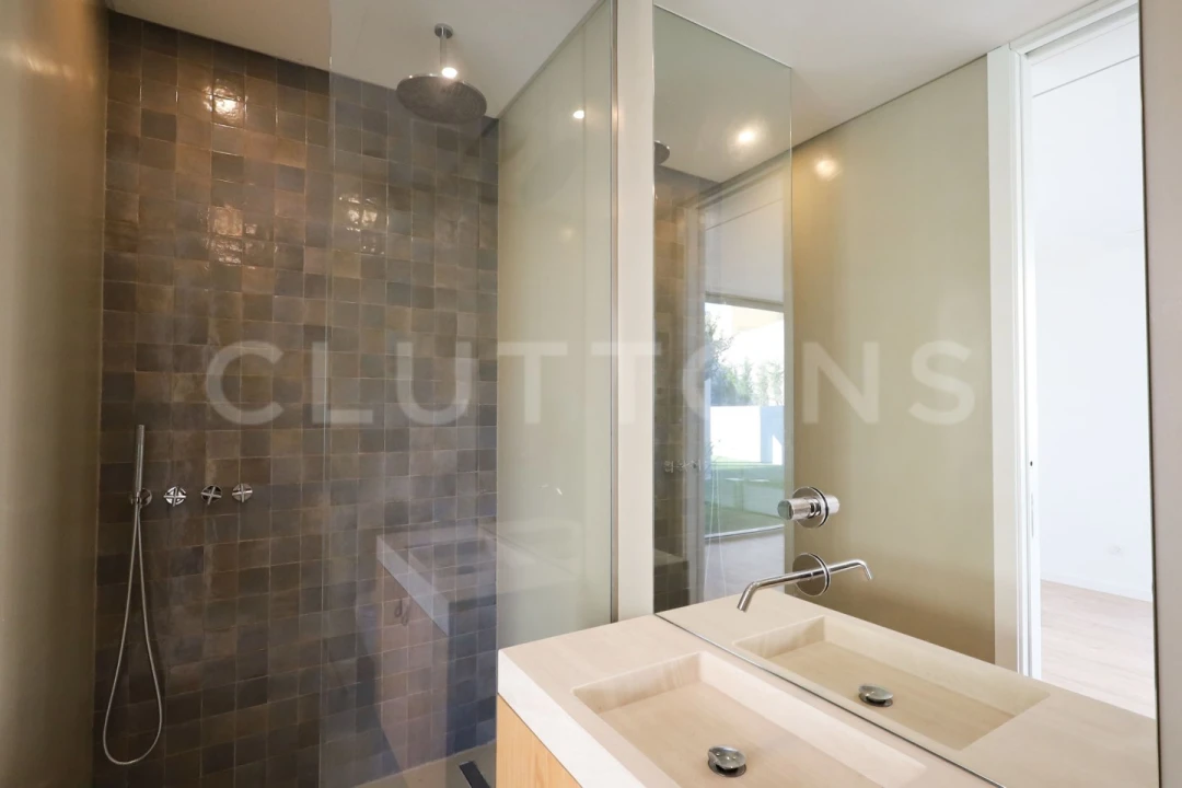 Moradia T5 para Venda em Almancil Foto 32