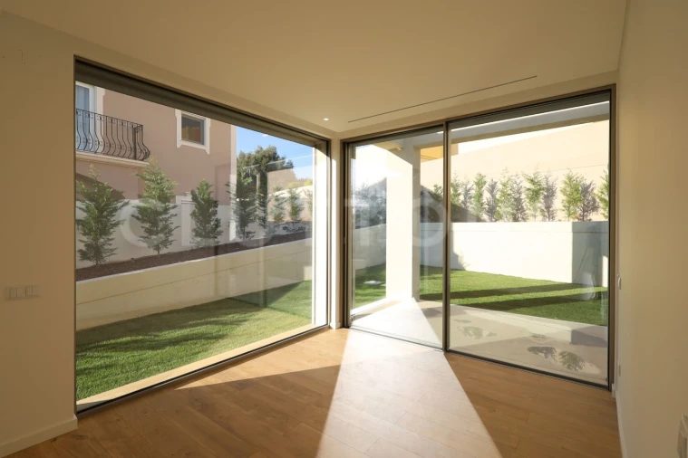 Moradia T5 para Venda em Almancil Foto 5