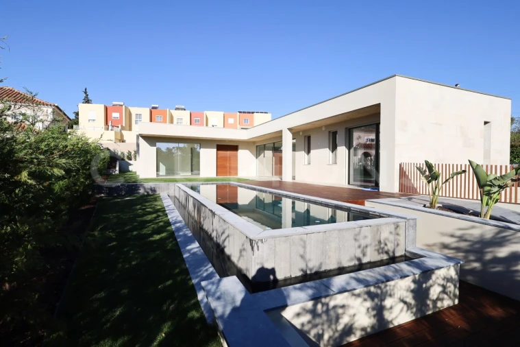 Moradia T5 para Venda em Almancil Foto 55