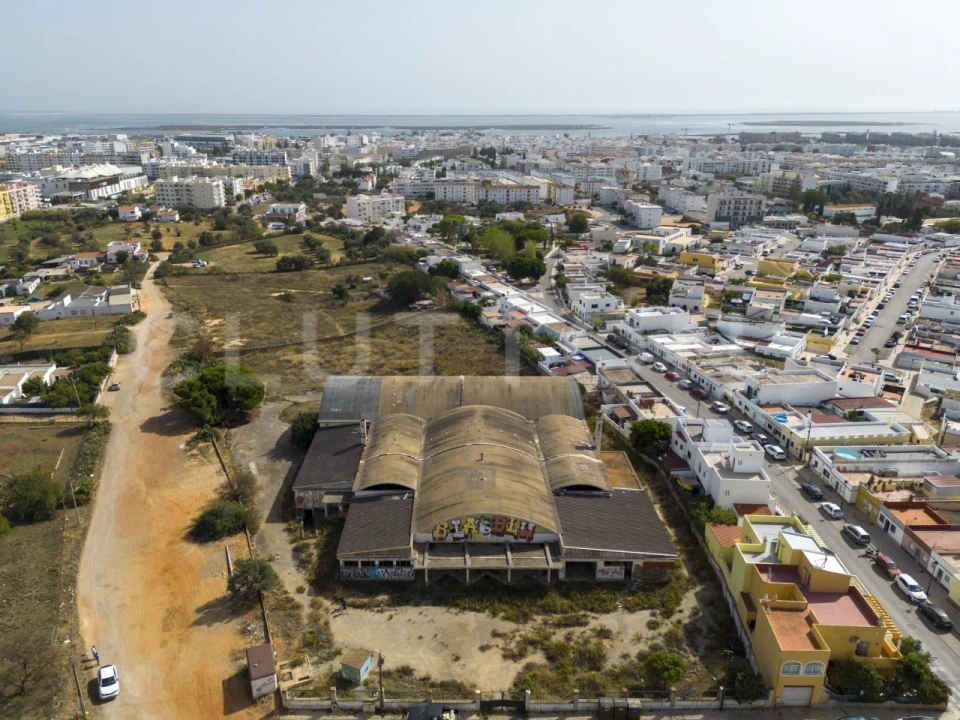 Terreno para Venda em Quelfes Foto 19