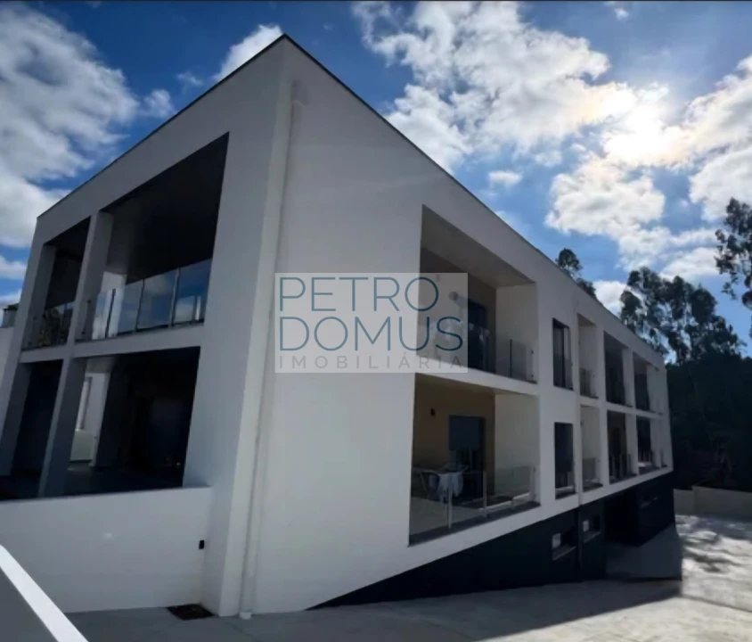 Apartamento T3 para Venda em Leiria, Pousos, Barreira e Cortes Foto 2