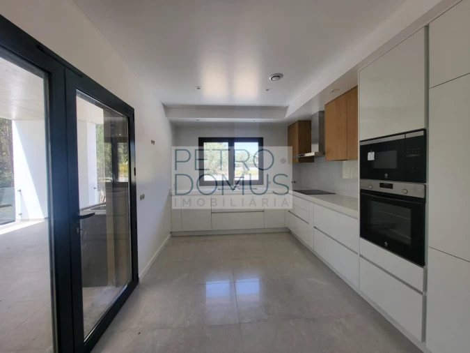 Apartamento T3 para Venda em Leiria, Pousos, Barreira e Cortes Foto 9