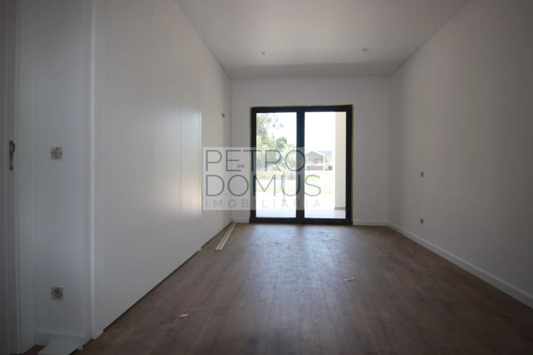 Apartamento T3 para Venda em Leiria, Pousos, Barreira e Cortes Foto 19