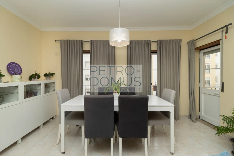 Apartamento T3 para Venda em Mafra Foto 1