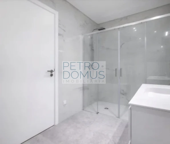 Moradia T4 para Venda em Marrazes e Barosa Foto 4