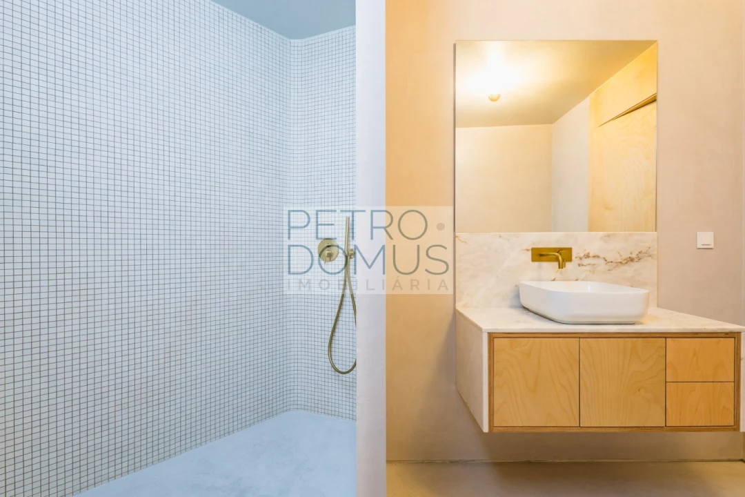 Apartamento T1 para Venda em Leiria, Pousos, Barreira e Cortes Foto 22