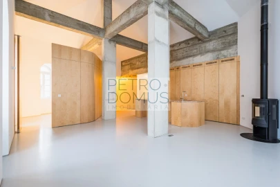 Apartamento T1 para Venda em Leiria, Pousos, Barreira e Cortes