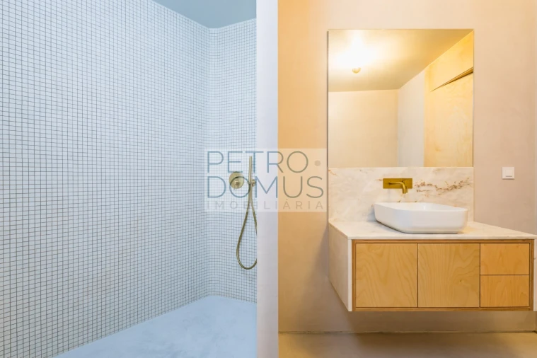 Apartamento T1 para Venda em Leiria, Pousos, Barreira e Cortes Foto 22