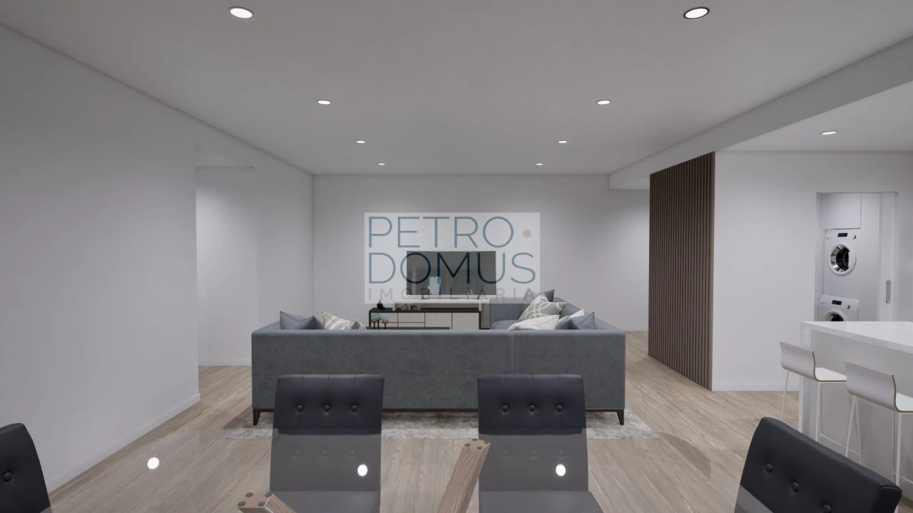 Apartamento T3 para Venda em Parceiros e Azoia Foto 27