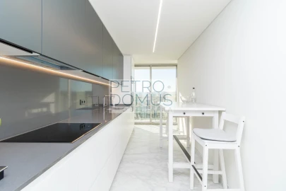 Apartamento T2 para Venda em Campolide