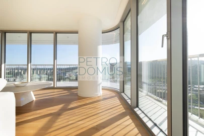 Apartamento T2 para Venda em Campolide