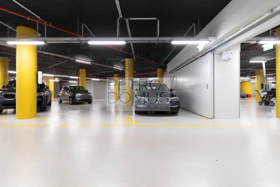 Apartamento T2 para Venda em Campolide