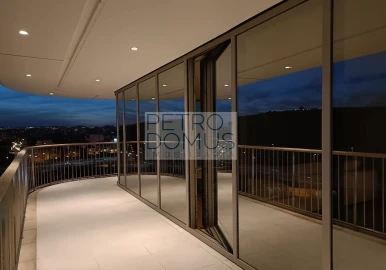 Apartamento T2 para Venda em Campolide