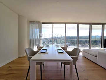 Apartamento T2 para Venda em Campolide