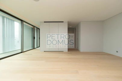 Apartamento T3 para Venda em Avenidas Novas