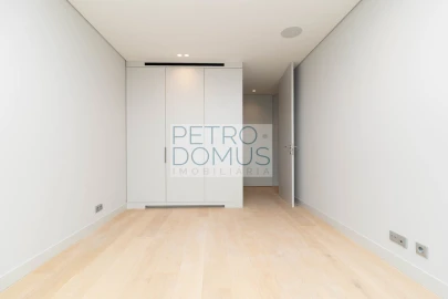 Apartamento T3 para Venda em Avenidas Novas