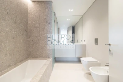 Apartamento T3 para Venda em Avenidas Novas