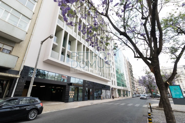 Apartamento T3 para Venda em Avenidas Novas Foto 26