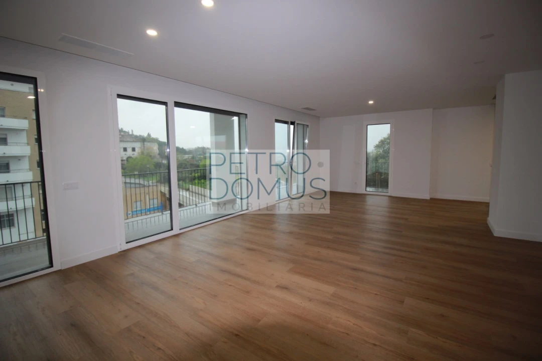 Apartamento T3 para Venda em Leiria, Pousos, Barreira e Cortes Foto 3