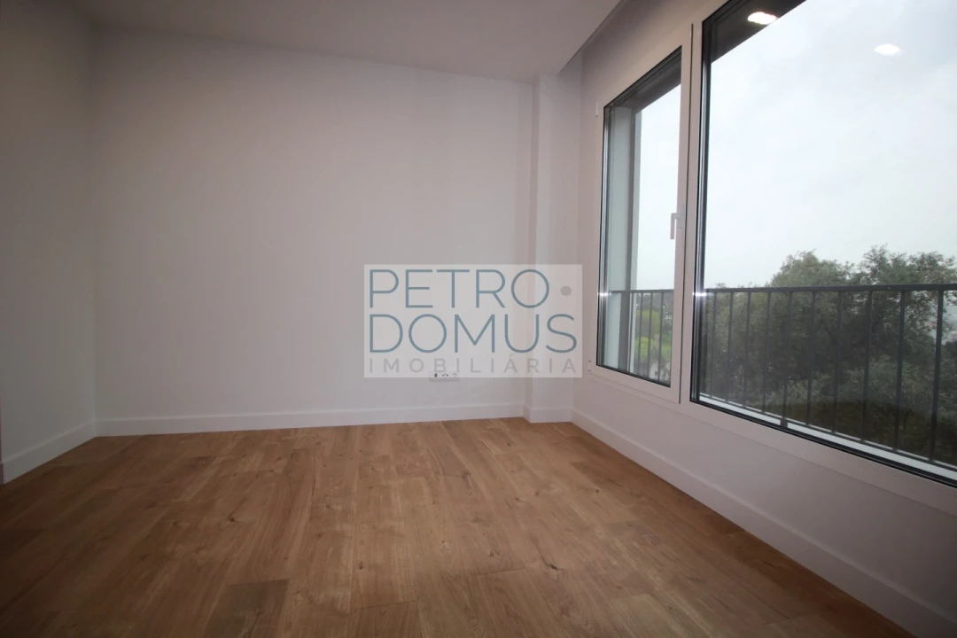 Apartamento T3 para Venda em Leiria, Pousos, Barreira e Cortes Foto 4