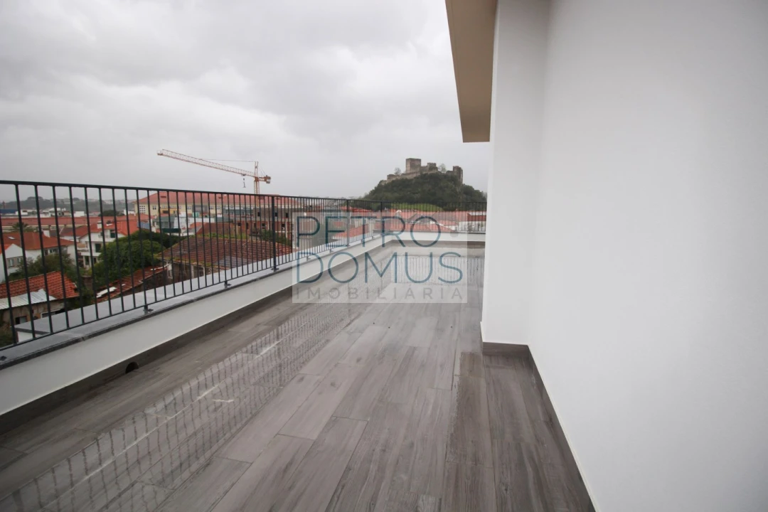 Apartamento T3 para Venda em Leiria, Pousos, Barreira e Cortes Foto 9