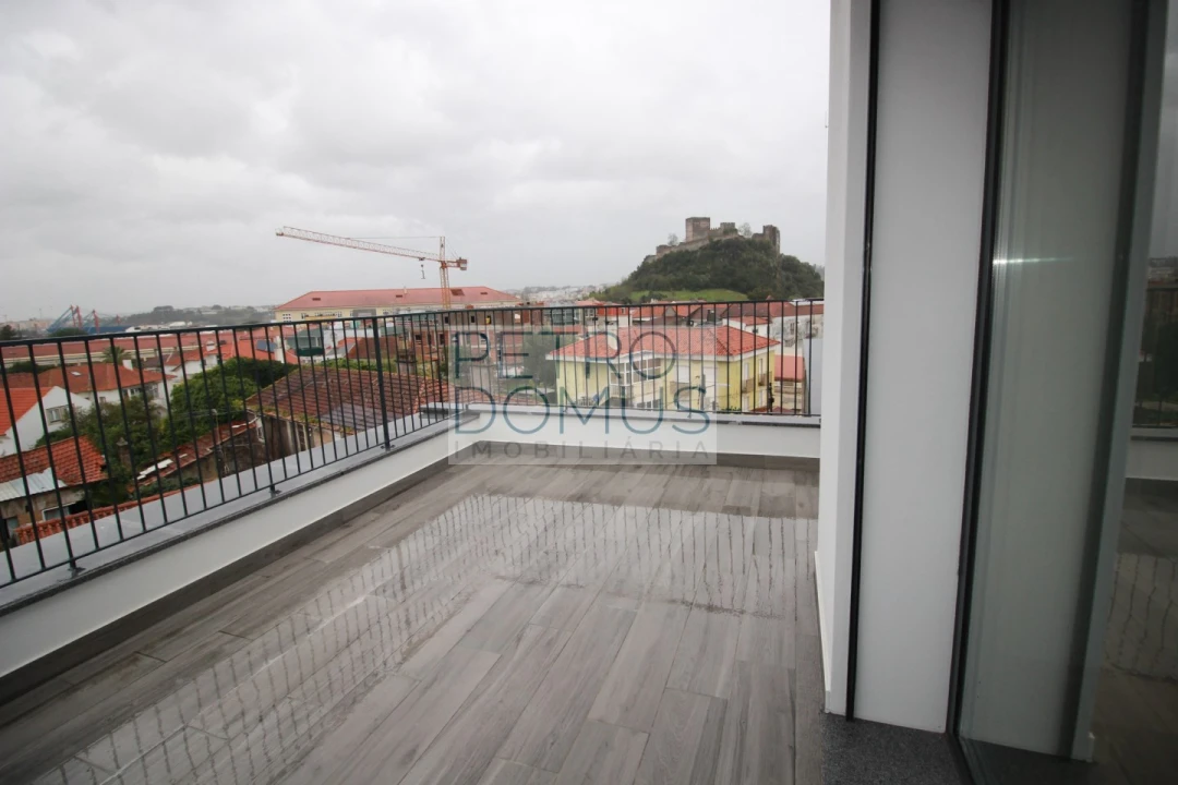 Apartamento T3 para Venda em Leiria, Pousos, Barreira e Cortes Foto 12