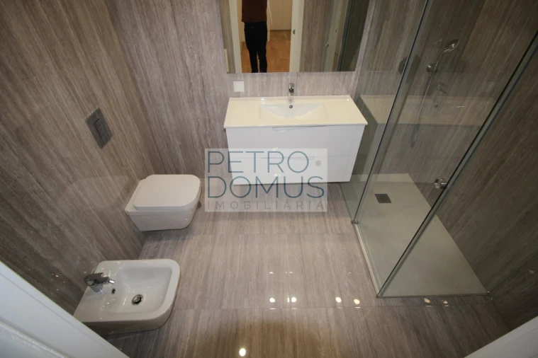 Apartamento T3 para Venda em Leiria, Pousos, Barreira e Cortes Foto 5