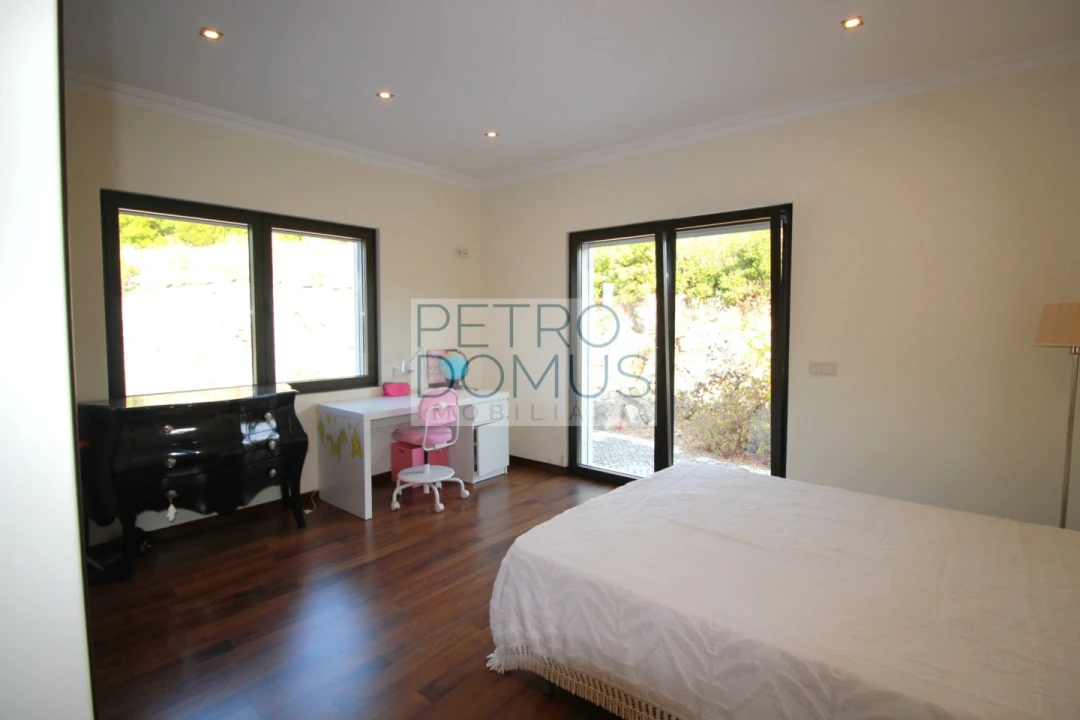 Moradia T4 para Venda em Porto de Mós - São João Baptista e São Pedro Foto 13