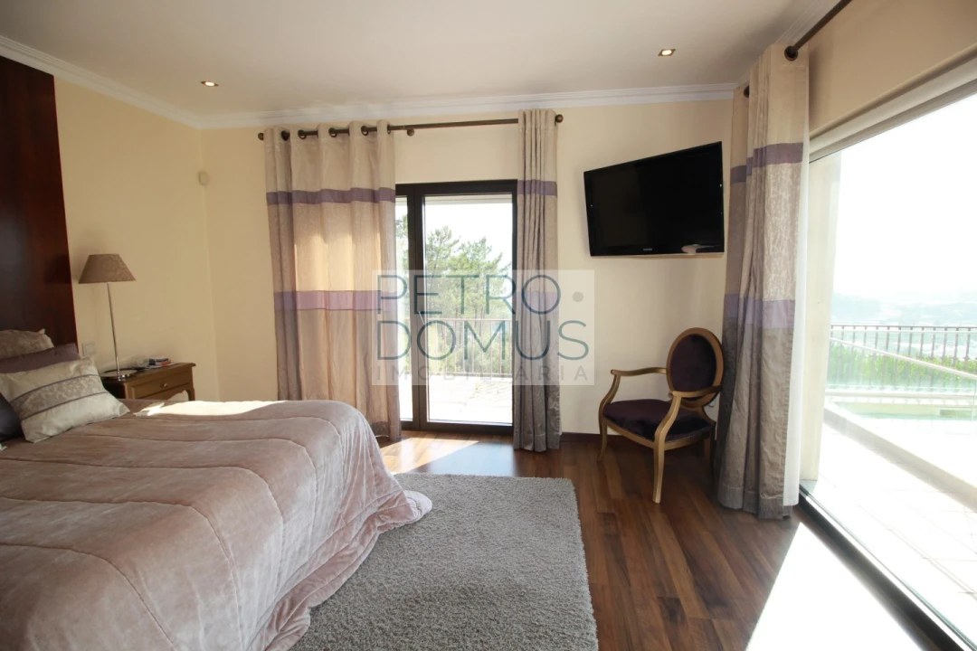 Moradia T4 para Venda em Porto de Mós - São João Baptista e São Pedro Foto 17