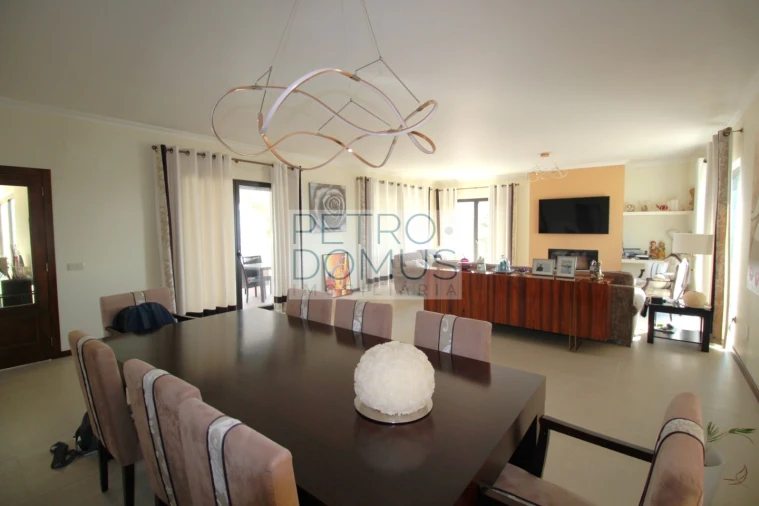 Moradia T4 para Venda em Porto de Mós - São João Baptista e São Pedro Foto 3