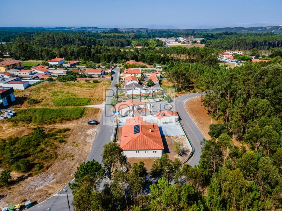 Moradia T4 para Venda em Marinha Grande Foto 12