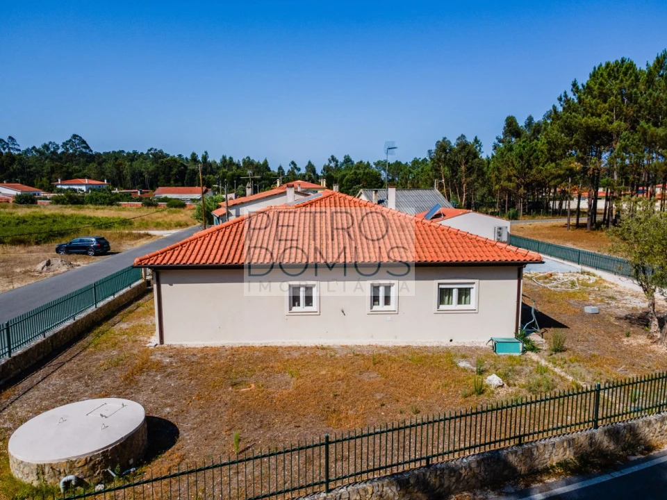 Moradia T4 para Venda em Marinha Grande Foto 17