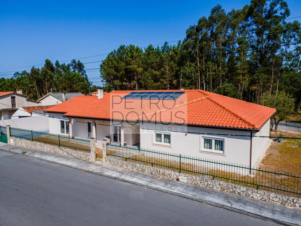 Moradia T4 para Venda em Marinha Grande Foto 2