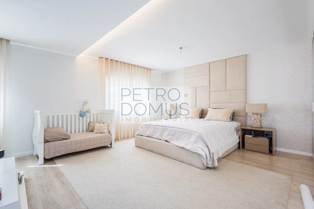 Moradia T4 para Venda em Marinha Grande Foto 32