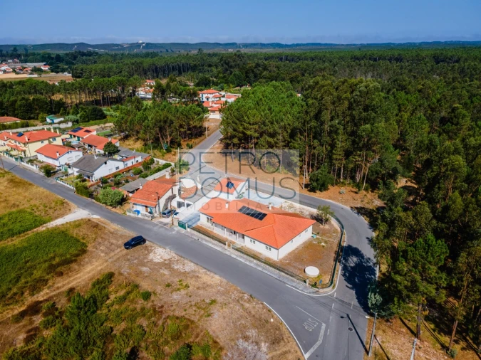 Moradia T4 para Venda em Marinha Grande Foto 11