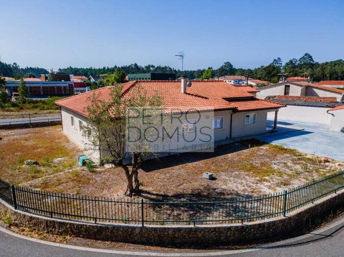 Moradia T4 para Venda em Marinha Grande Foto 5