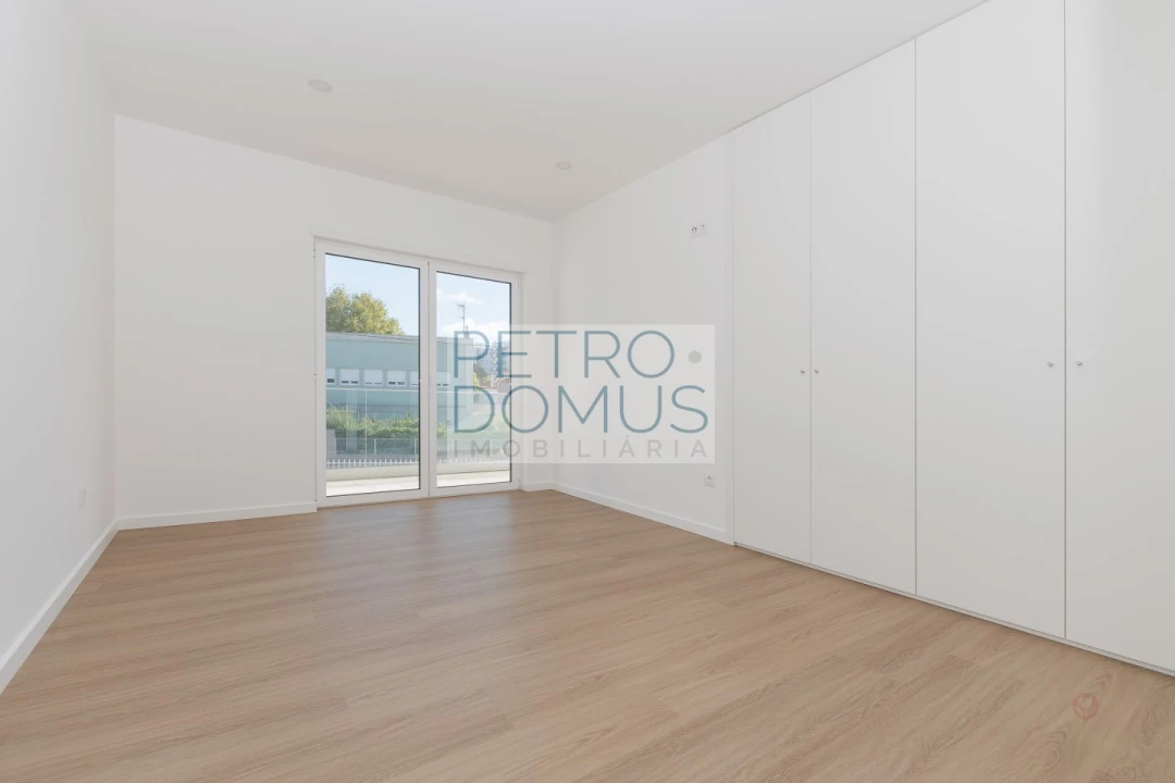 Moradia T4 para Venda em Marinha Grande Foto 26