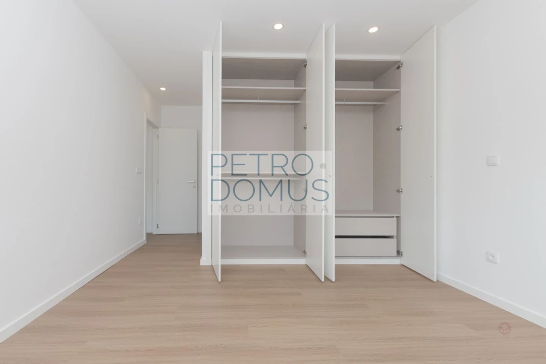 Moradia T4 para Venda em Marinha Grande Foto 39