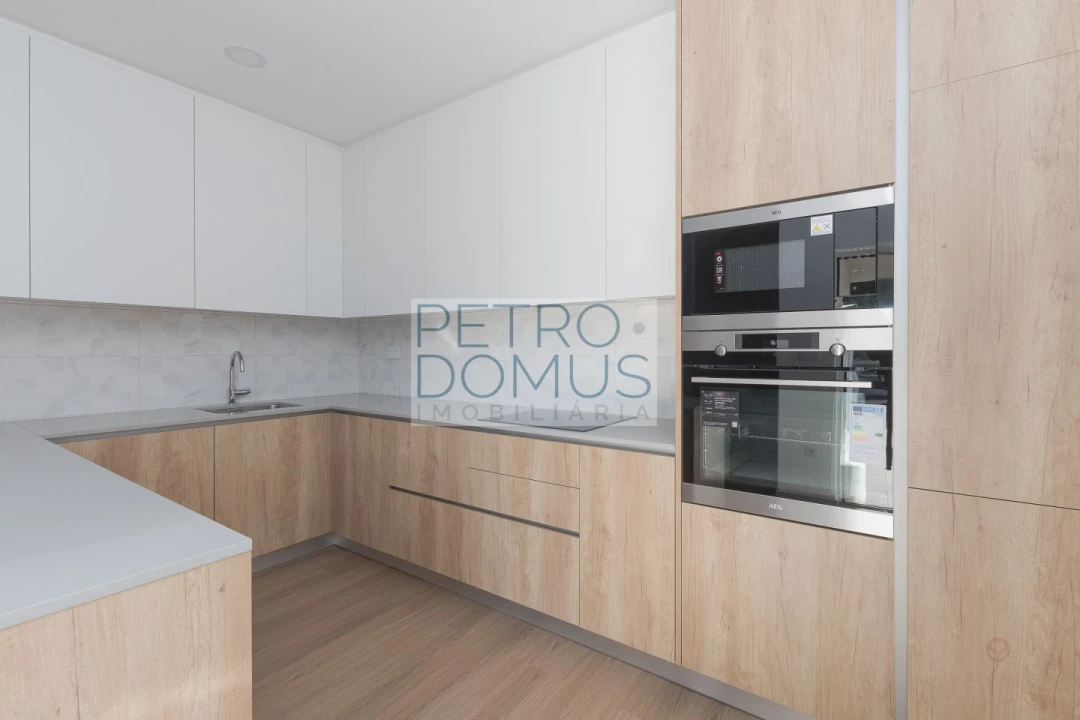 Moradia T4 para Venda em Marinha Grande Foto 47