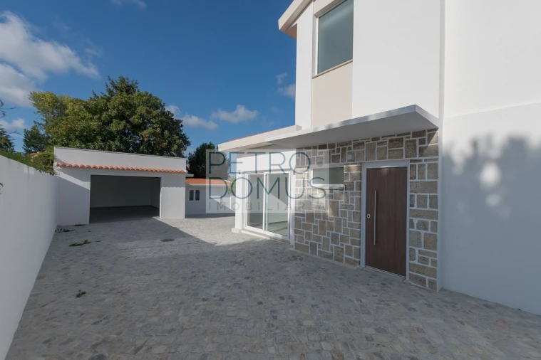 Moradia T4 para Venda em Marinha Grande Foto 43