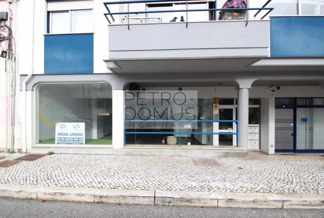 Loja para Arrendamento em Leiria, Pousos, Barreira e Cortes Foto 13
