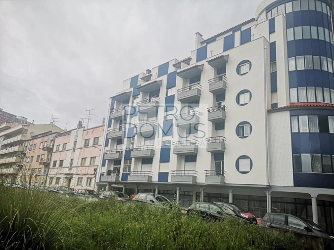 Loja para Arrendamento em Leiria, Pousos, Barreira e Cortes Foto 15