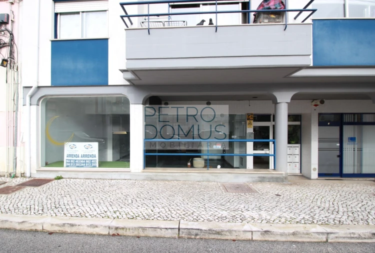 Loja para Arrendamento em Leiria, Pousos, Barreira e Cortes Foto 13