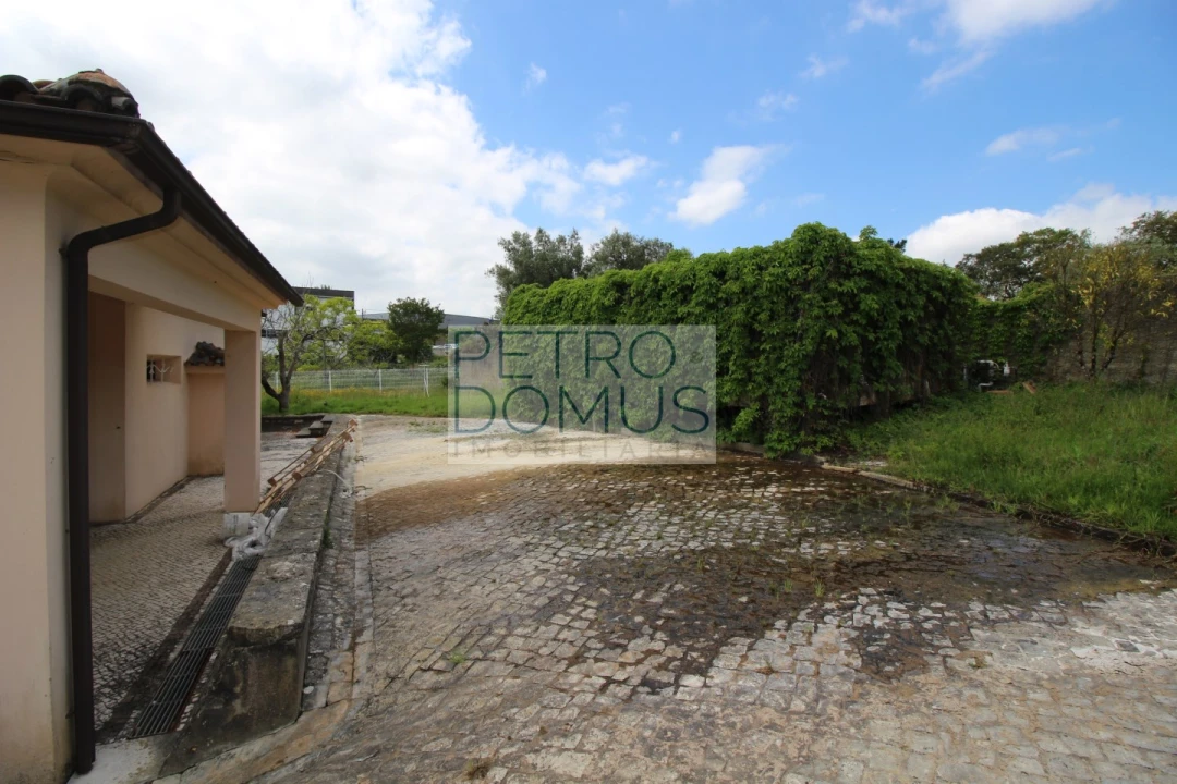 Moradia T5 para Venda em Marrazes e Barosa Foto 6