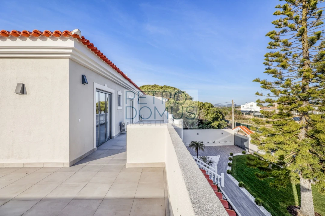 Moradia T7 para Venda em Almancil Foto 45