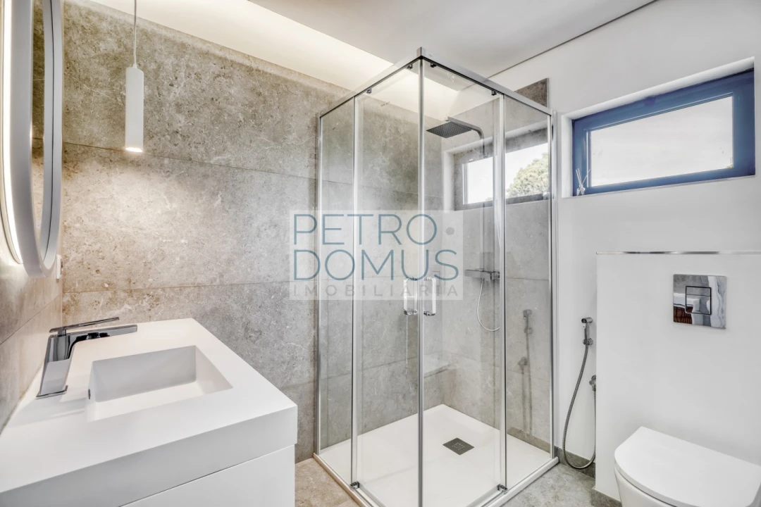 Moradia T7 para Venda em Almancil Foto 47